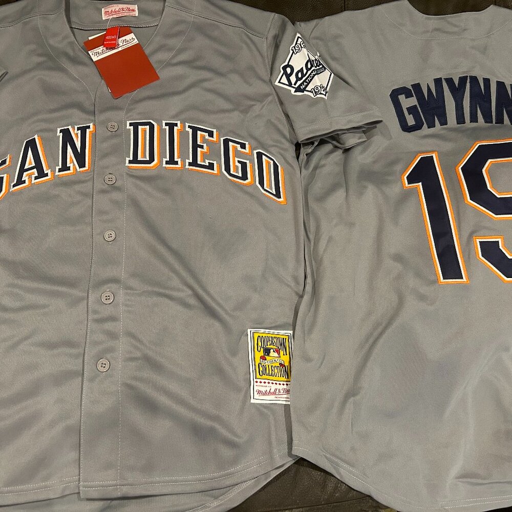 Mitchell and Ness SAN DIEGO PADRES TONY GWYNN Men’s JERSEY Sz M,L,XL,,2XL NWT